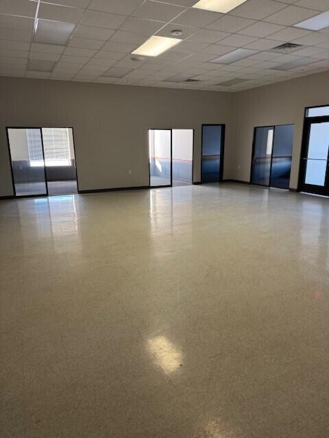 1101 Main St W Property Photo 4