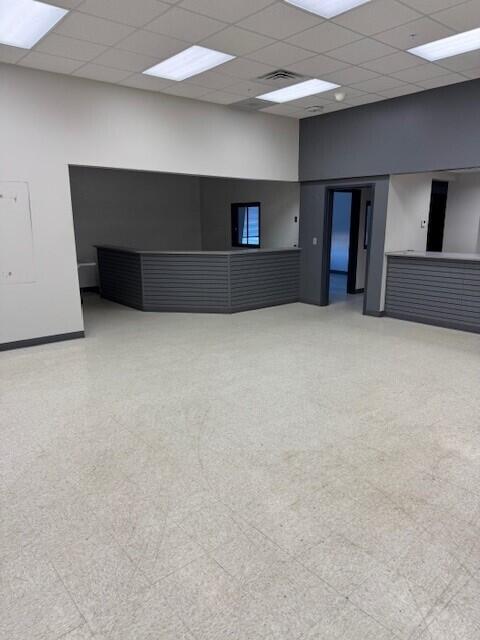 1101 Main St W Property Photo 6