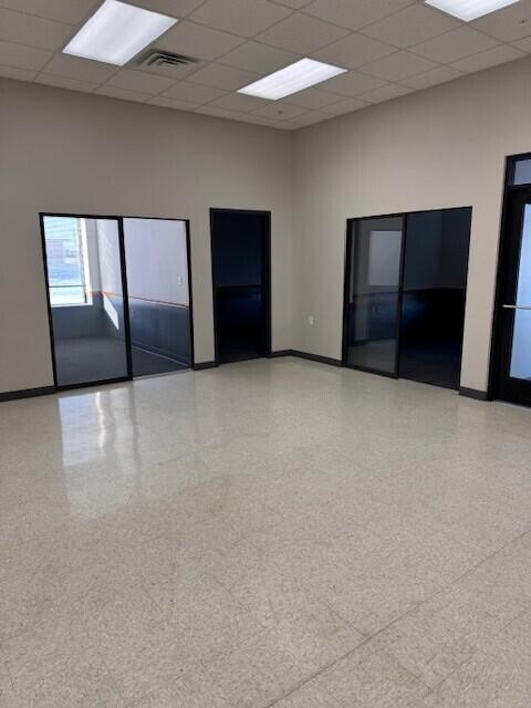 1101 Main St W Property Photo 7