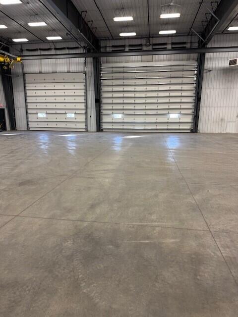 1101 Main St W Property Photo 14