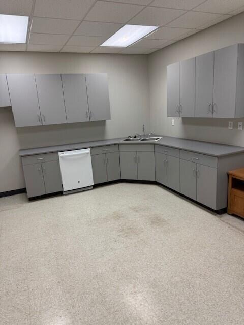 1101 Main St W Property Photo 19