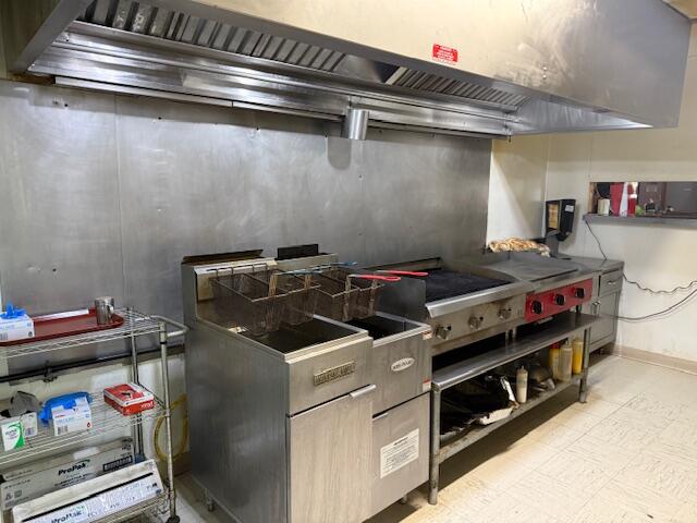 23115 Old Bridge Rd Property Photo 12