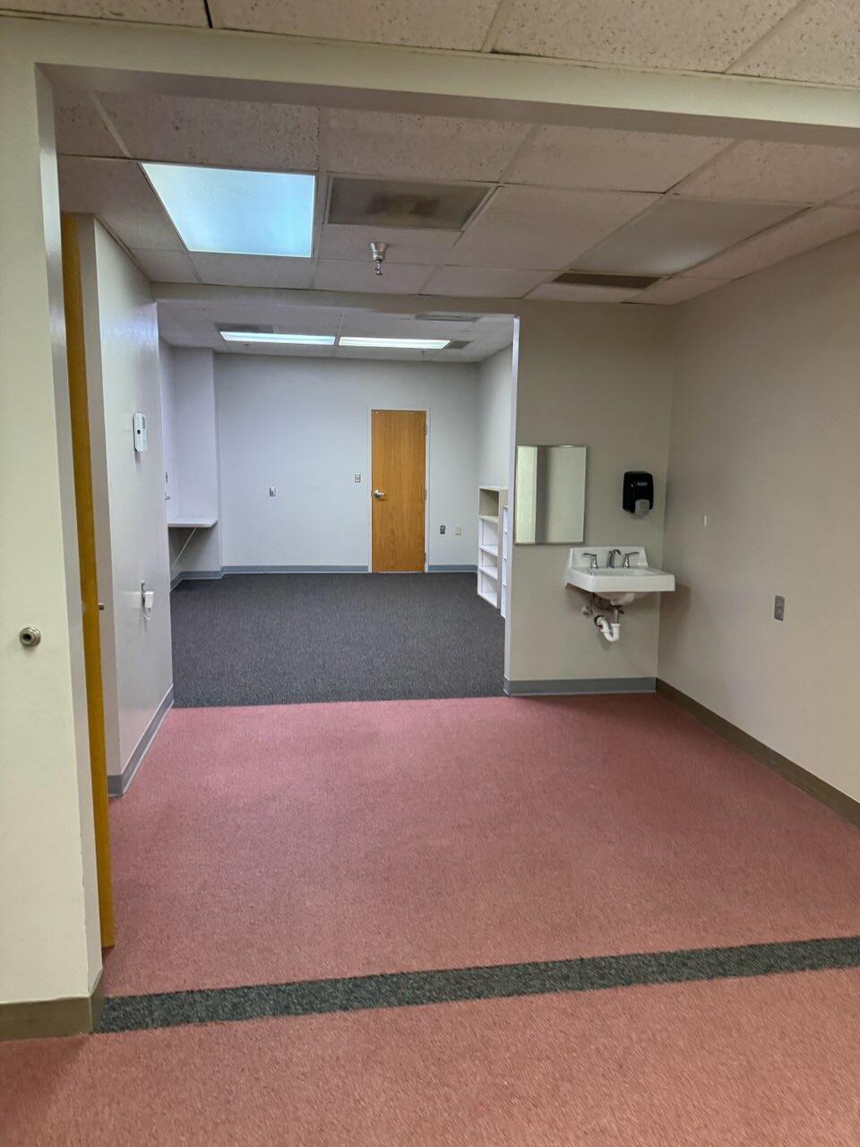 2500 Broadway N Property Photo 40