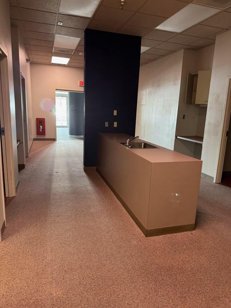 2500 Broadway N Property Photo 42