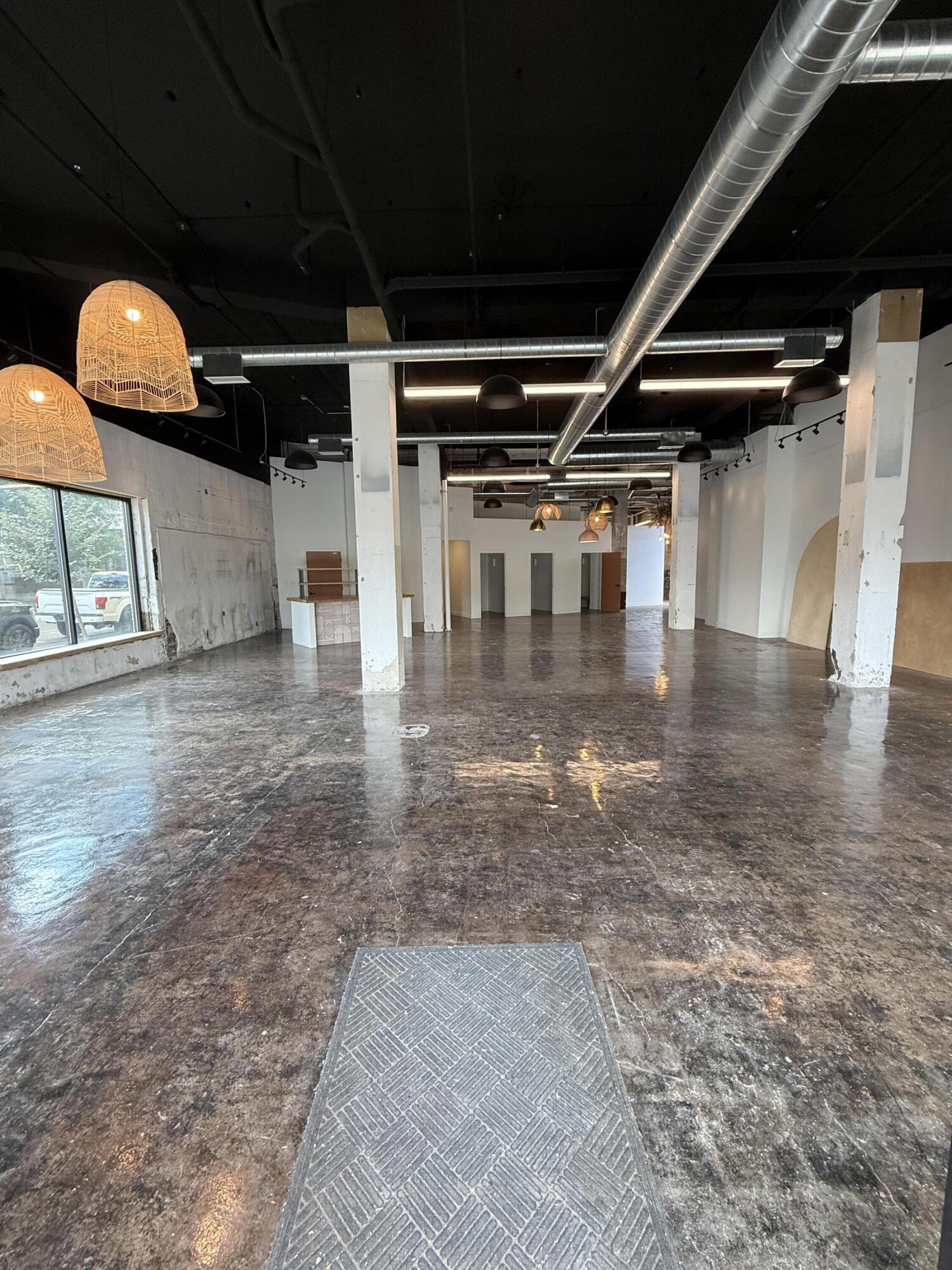 301 N 3rd St Property Photo 4