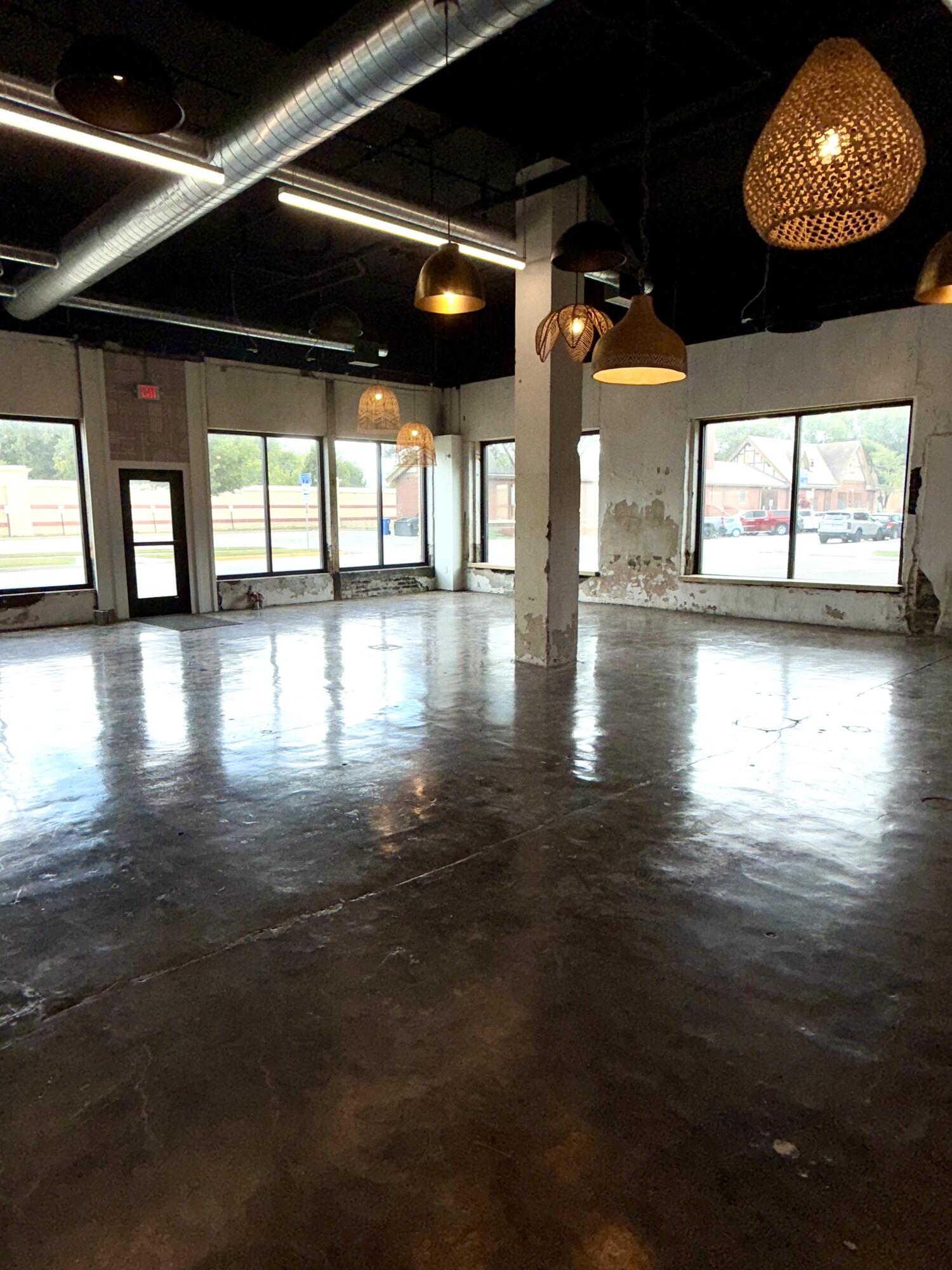 301 N 3rd St Property Photo 6