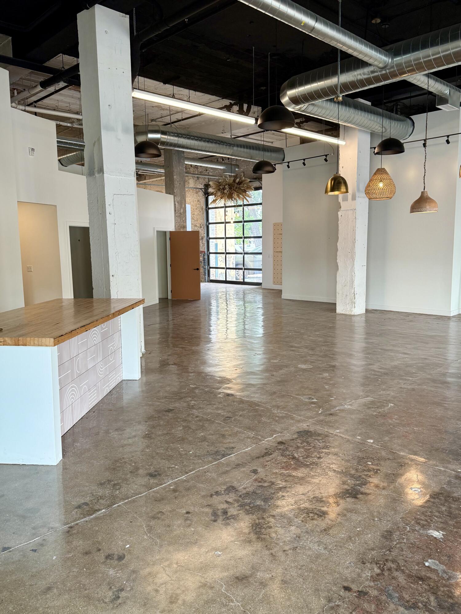 301 N 3rd St Property Photo 7