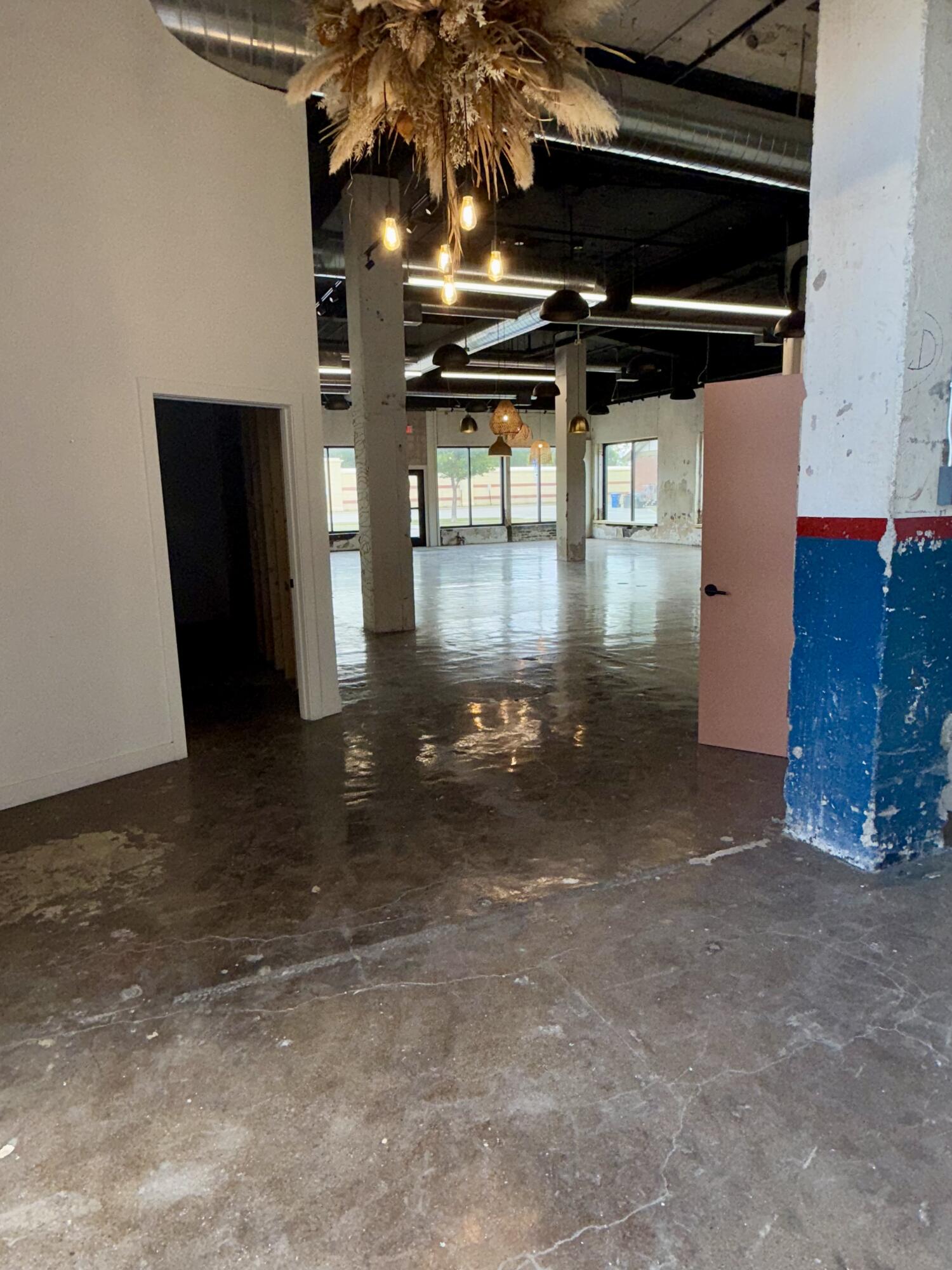 301 N 3rd St Property Photo 10