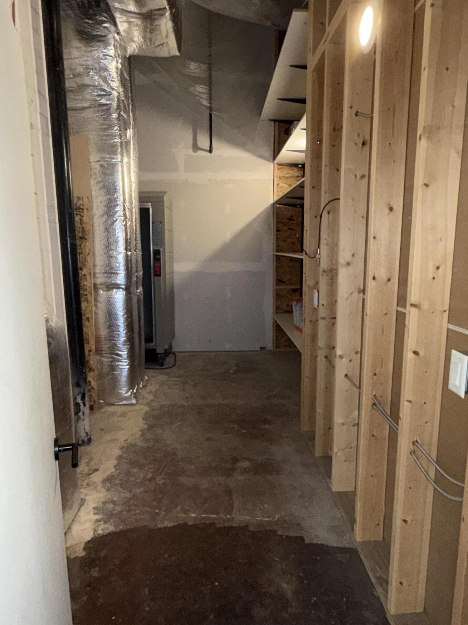 301 N 3rd St Property Photo 16