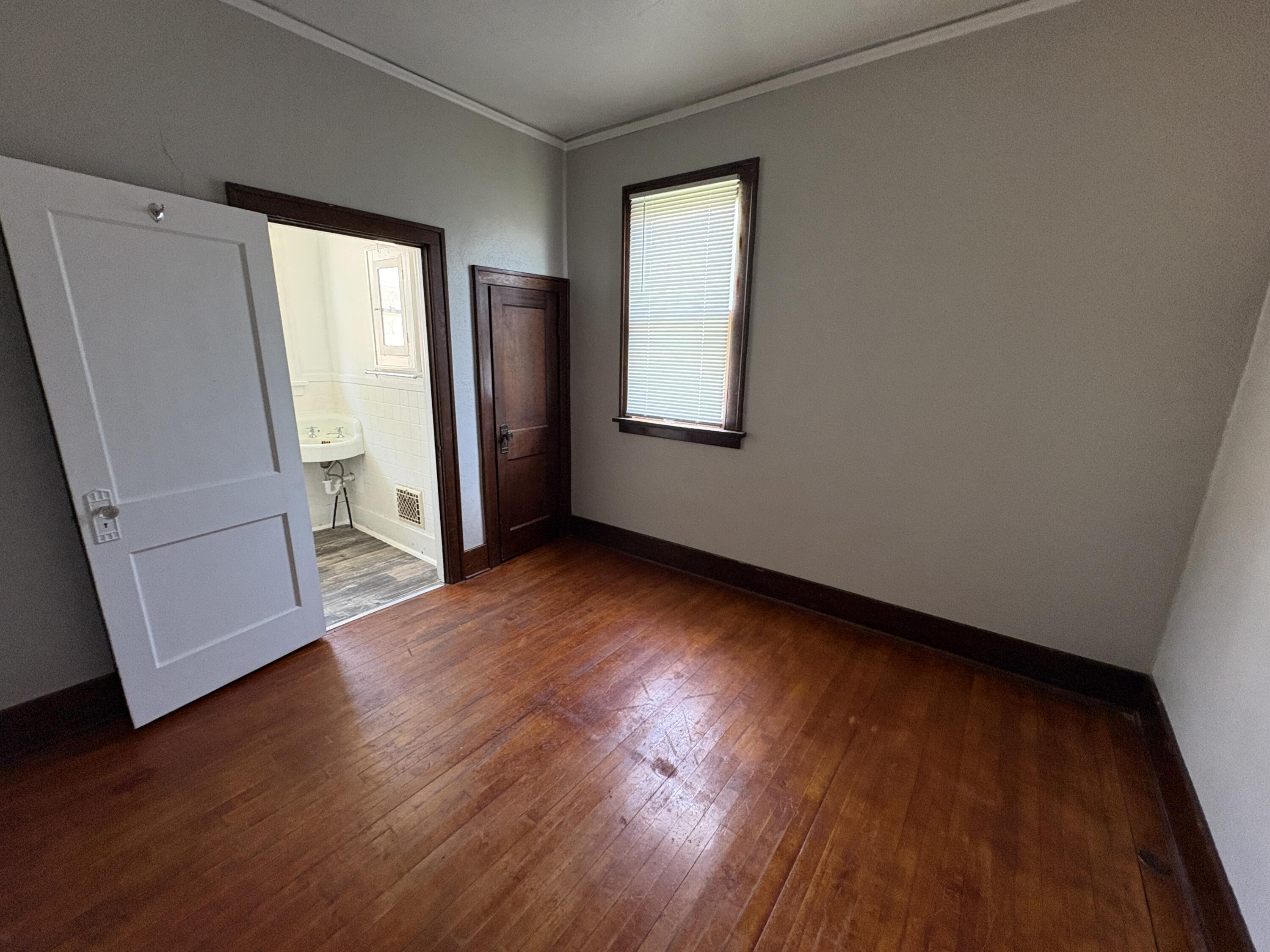 725 14th Street N Property Photo 11