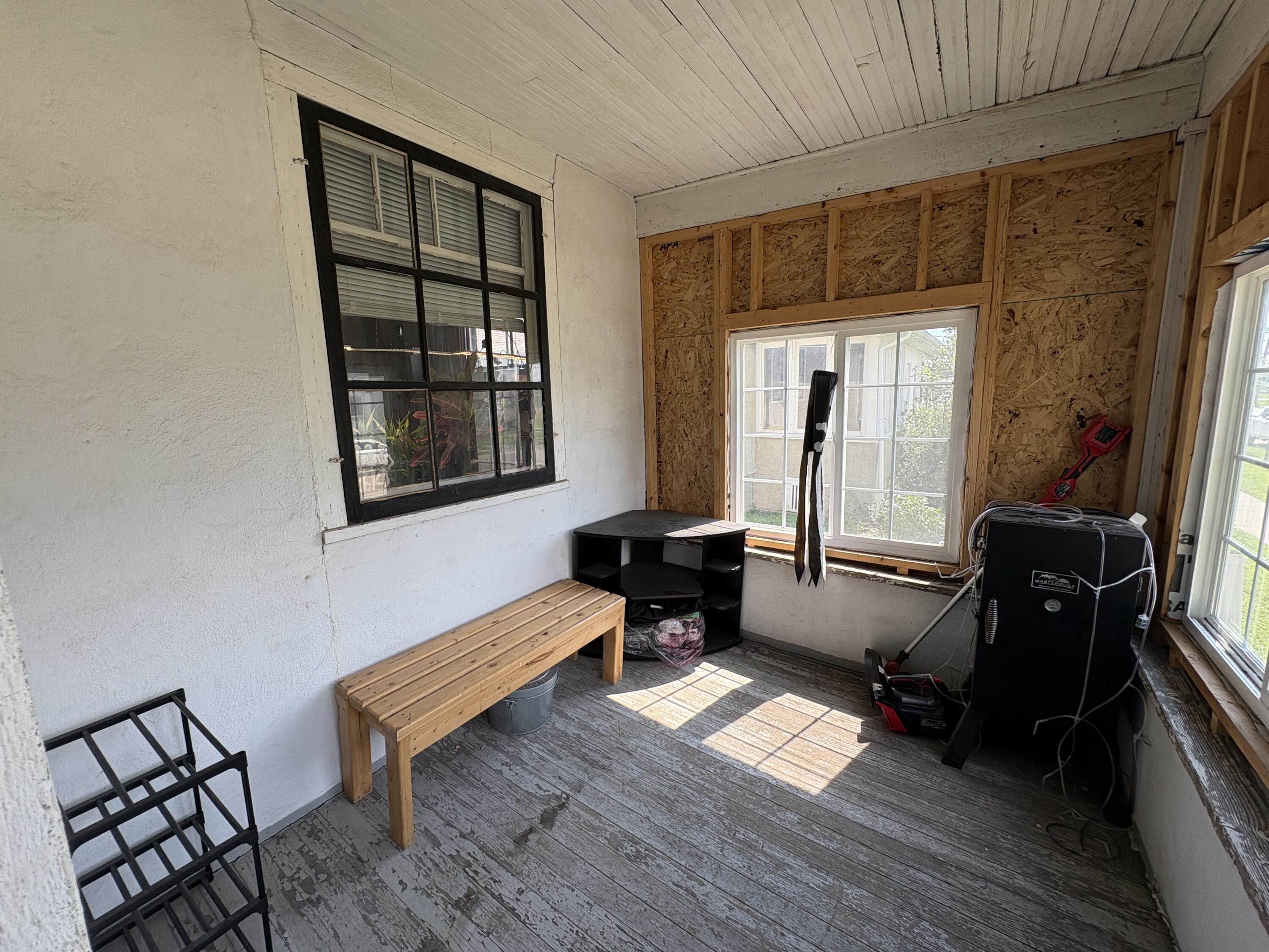 725 14th Street N Property Photo 13