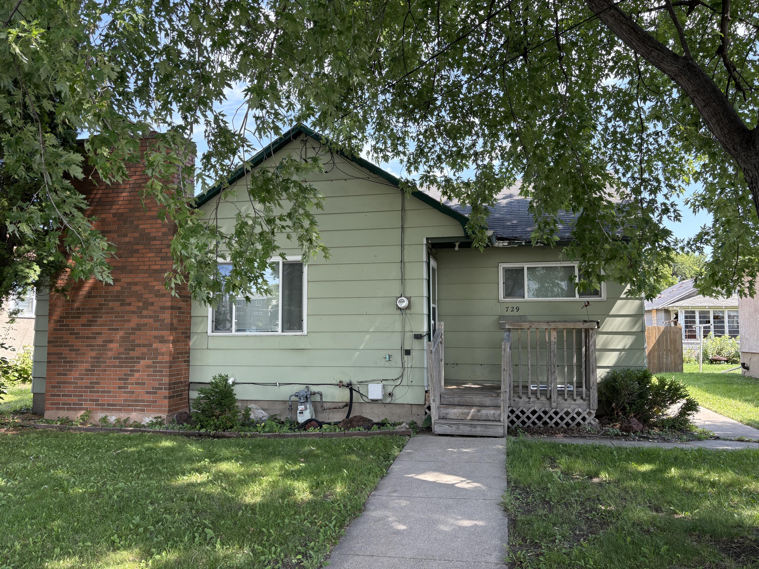 725 14th Street N Property Photo 18