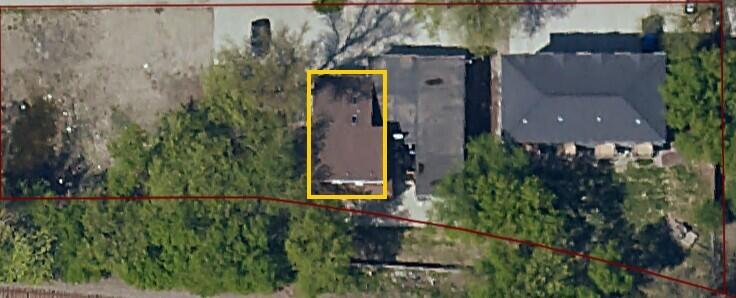 508 Oak Street N Property Photo 2