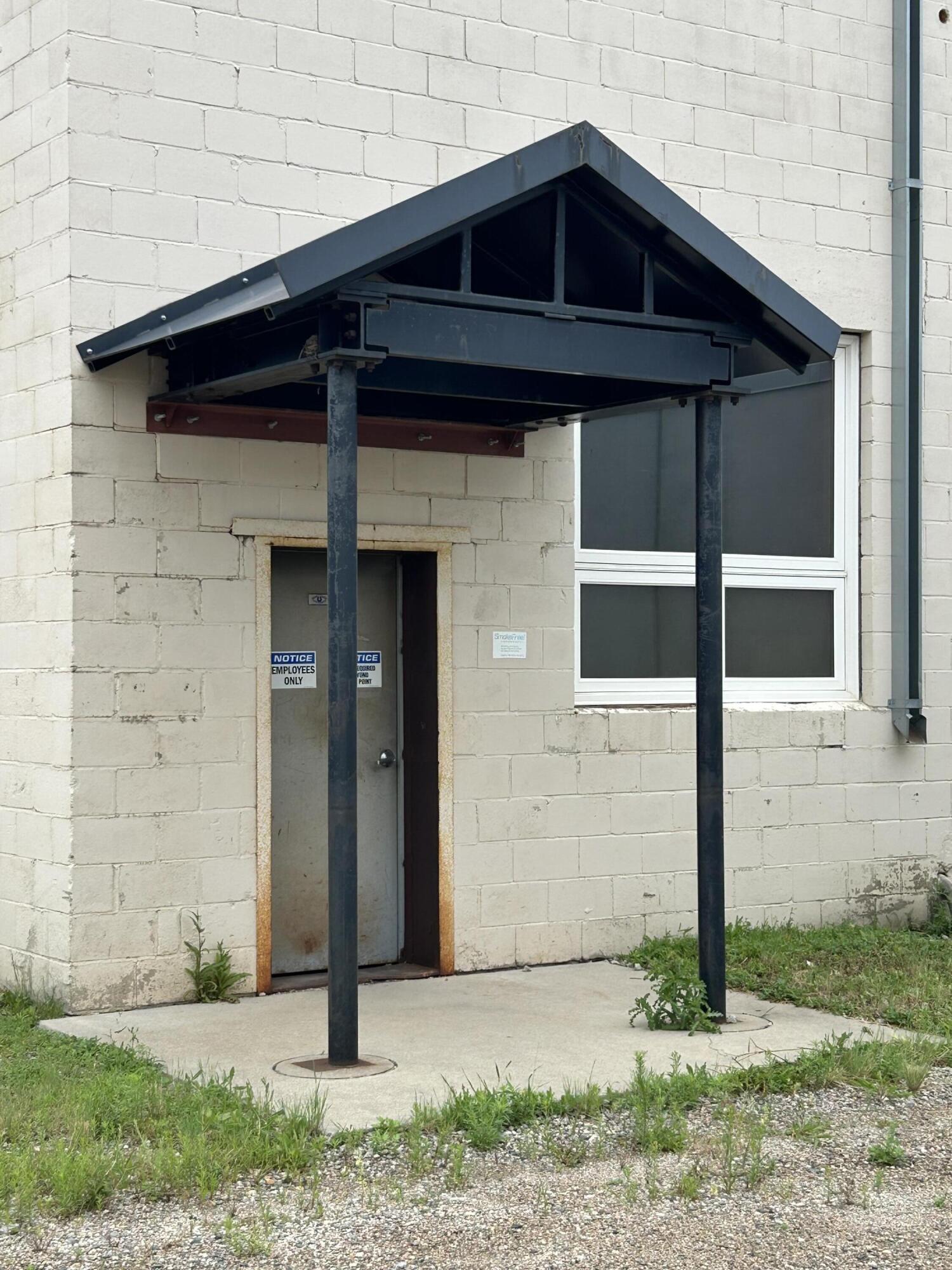 11 23rd St N Property Photo 5