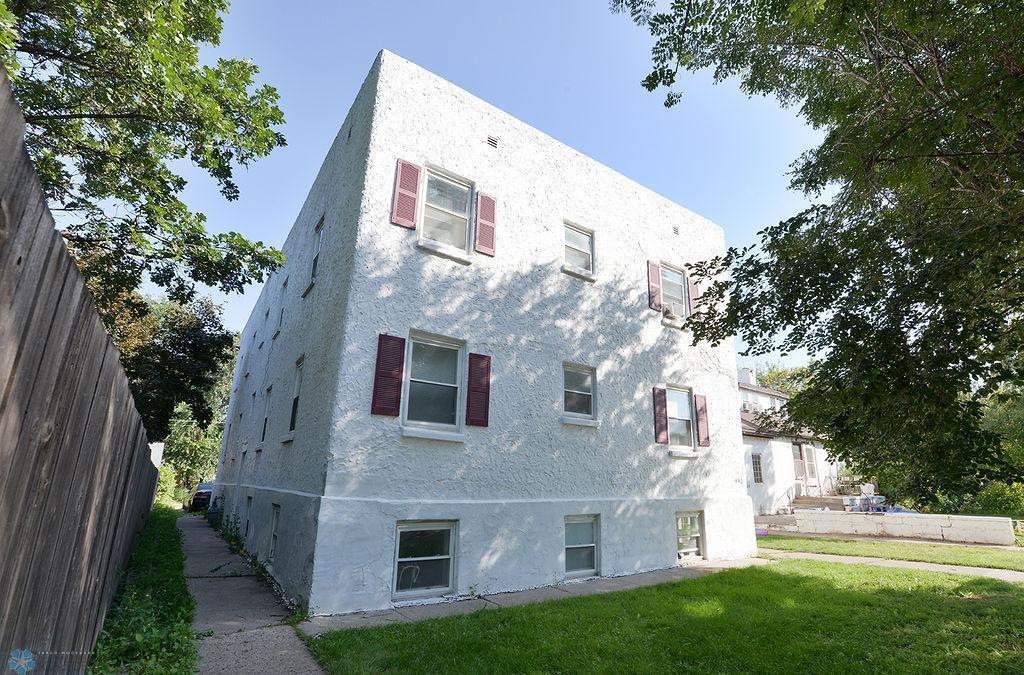 442 2nd St Ne Property Photo 4