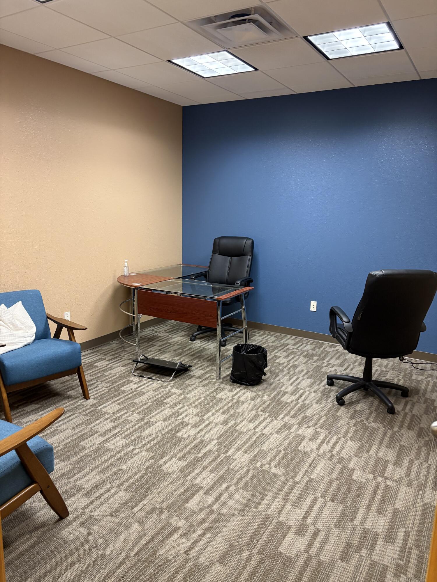 112 N University Drive Property Photo 4