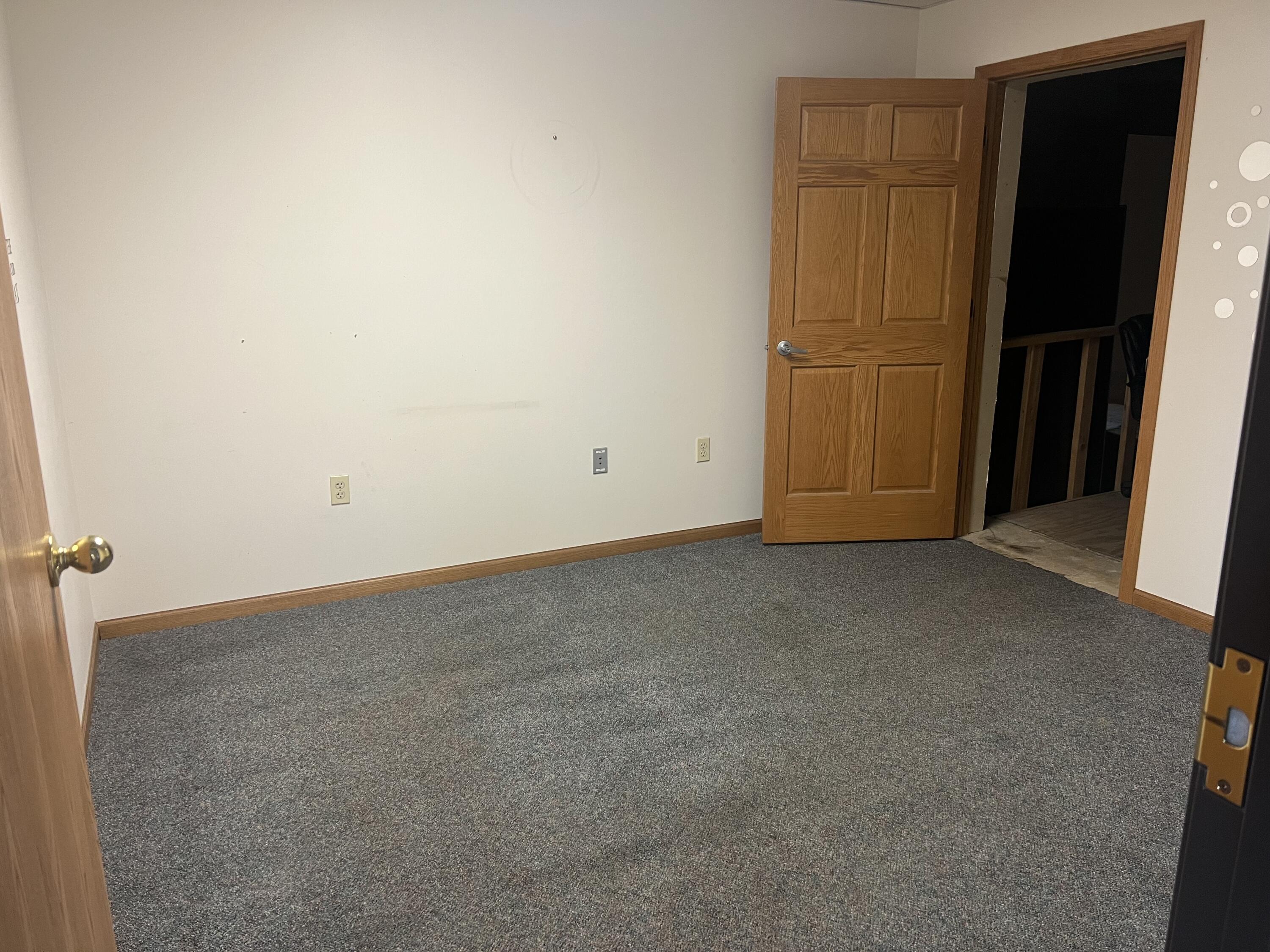 2714 B Main Avenue Property Photo 8