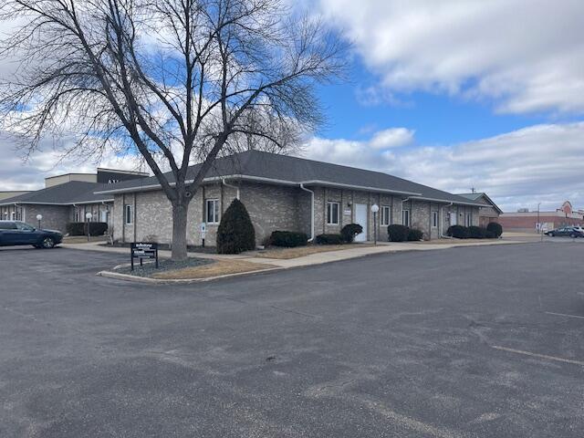 825 25th Street S Property Photo 1