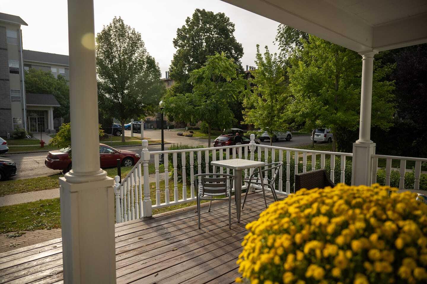 203 8th St N Property Photo 5