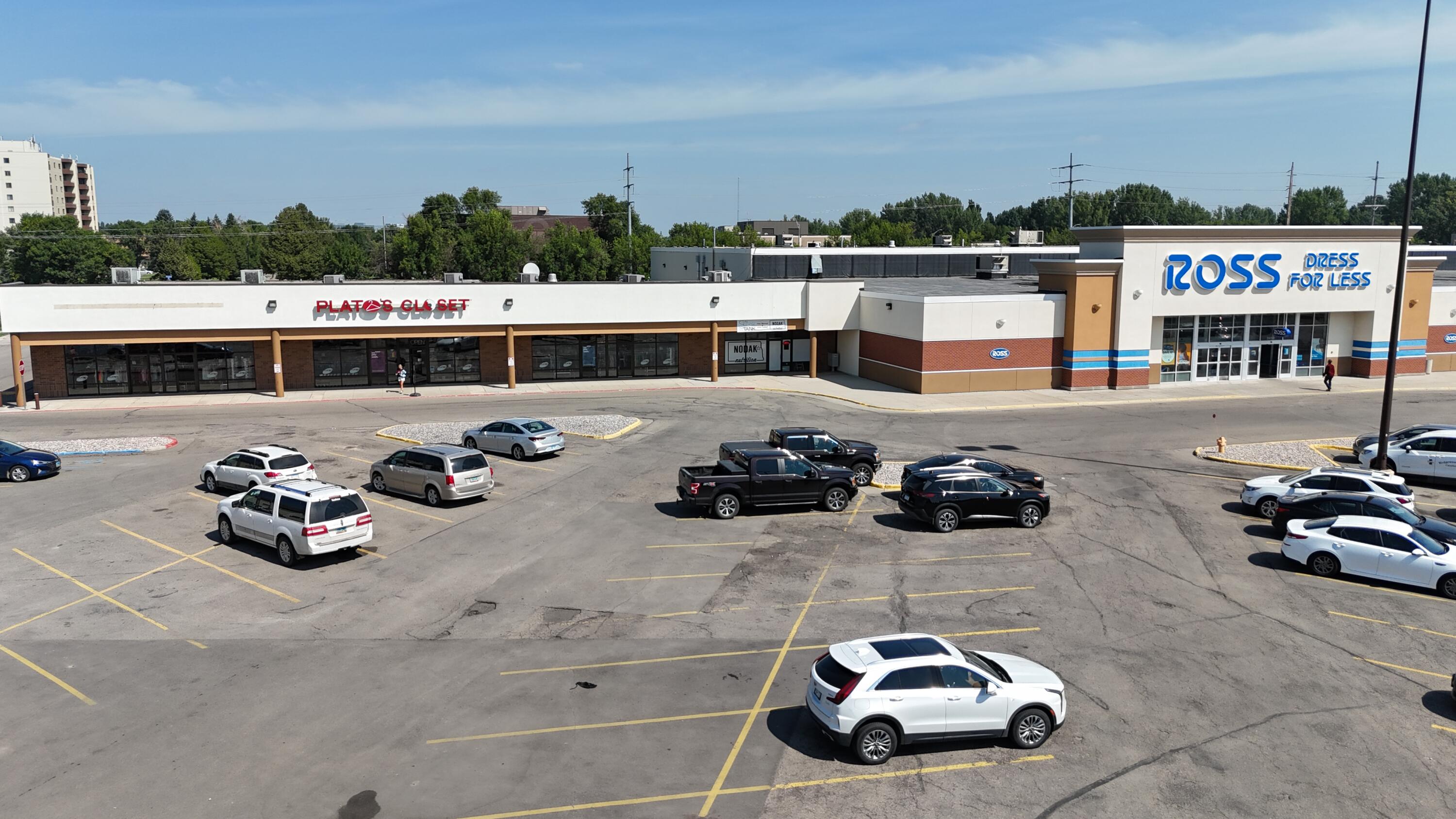 2500 S Columbia Rd Property Photo 4