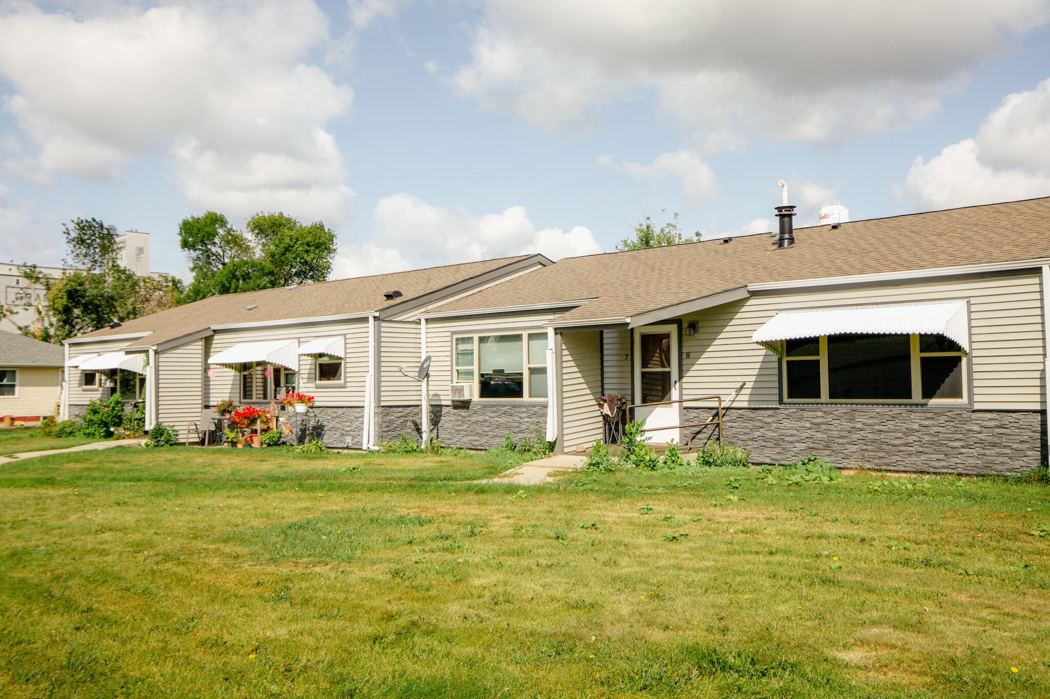 133 3rd Avenue E Property Photo 1