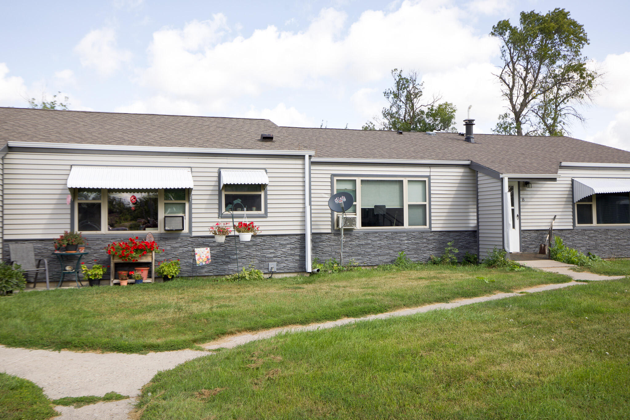 133 3rd Avenue E Property Photo 3