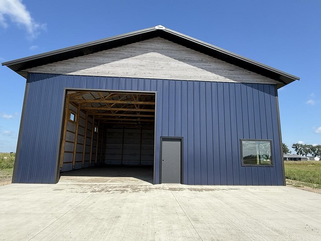 709 Peterson Loop Property Photo 5