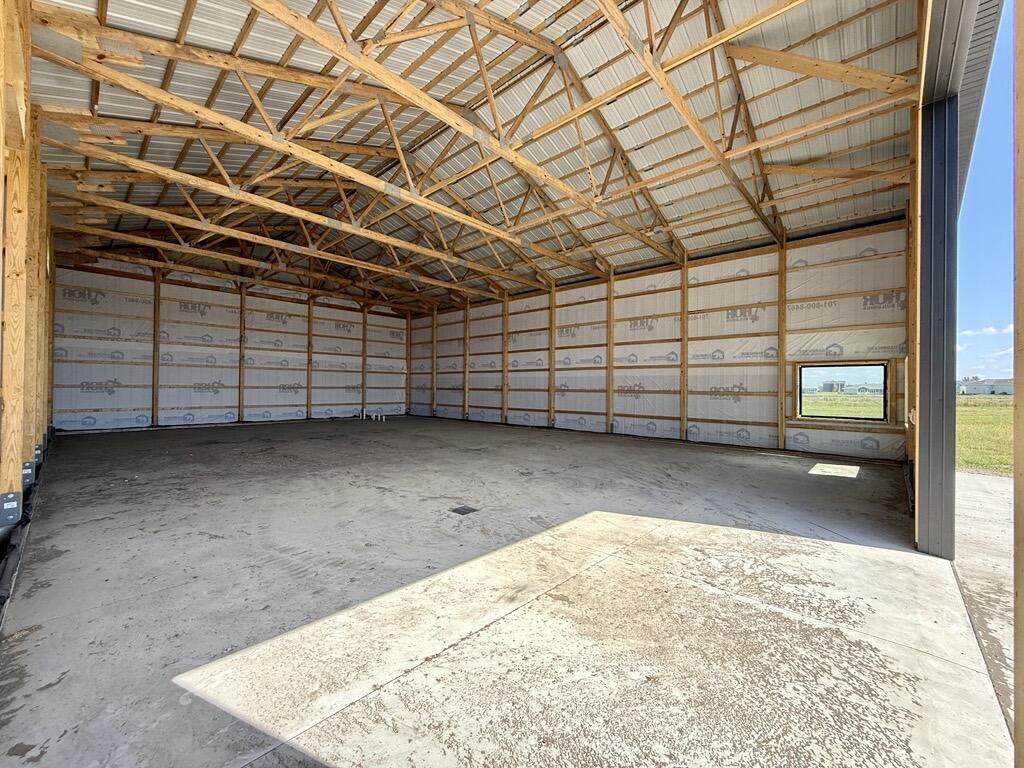 709 Peterson Loop Property Photo 9