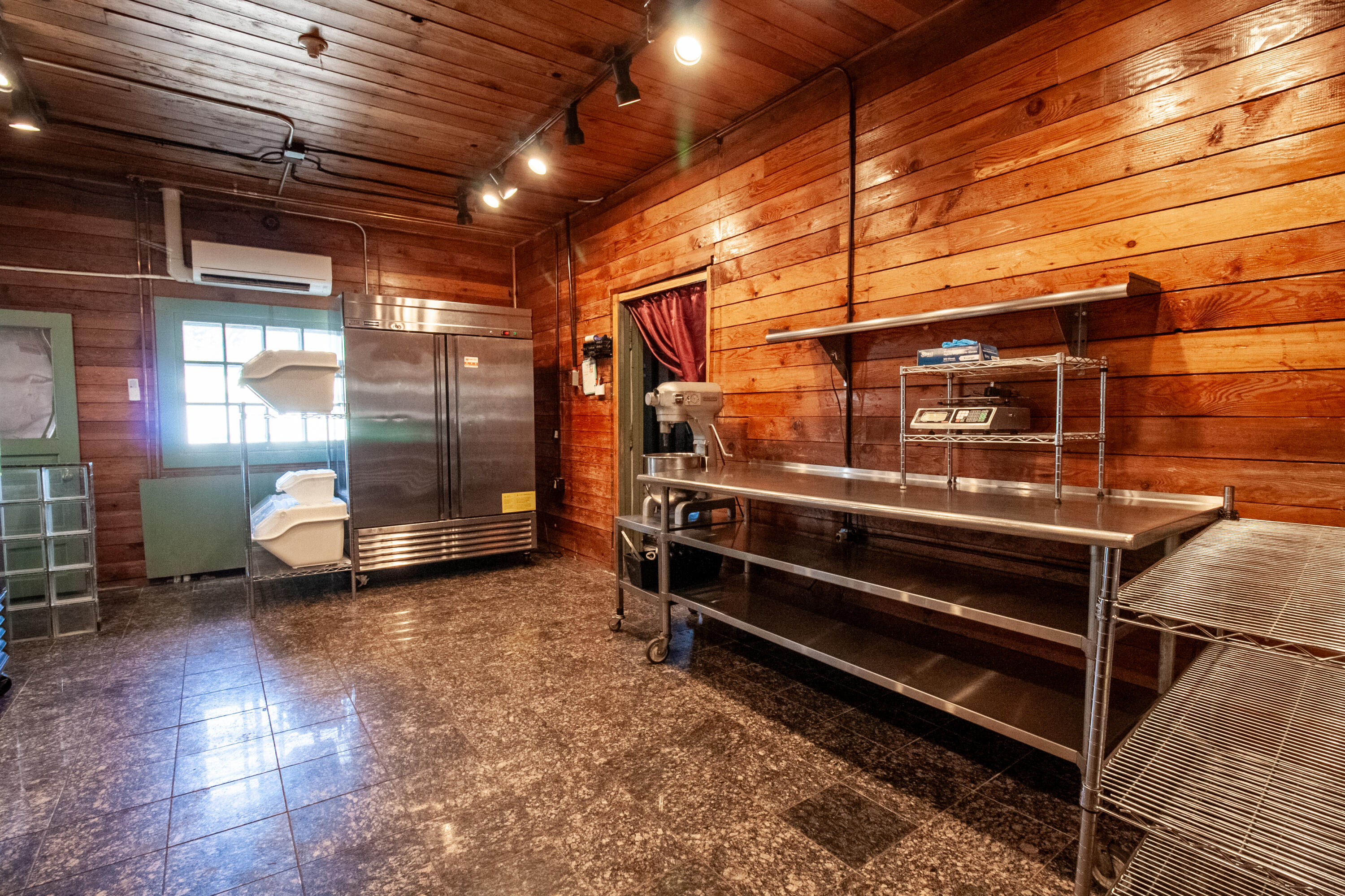 423 Cascade Street S Property Photo 27