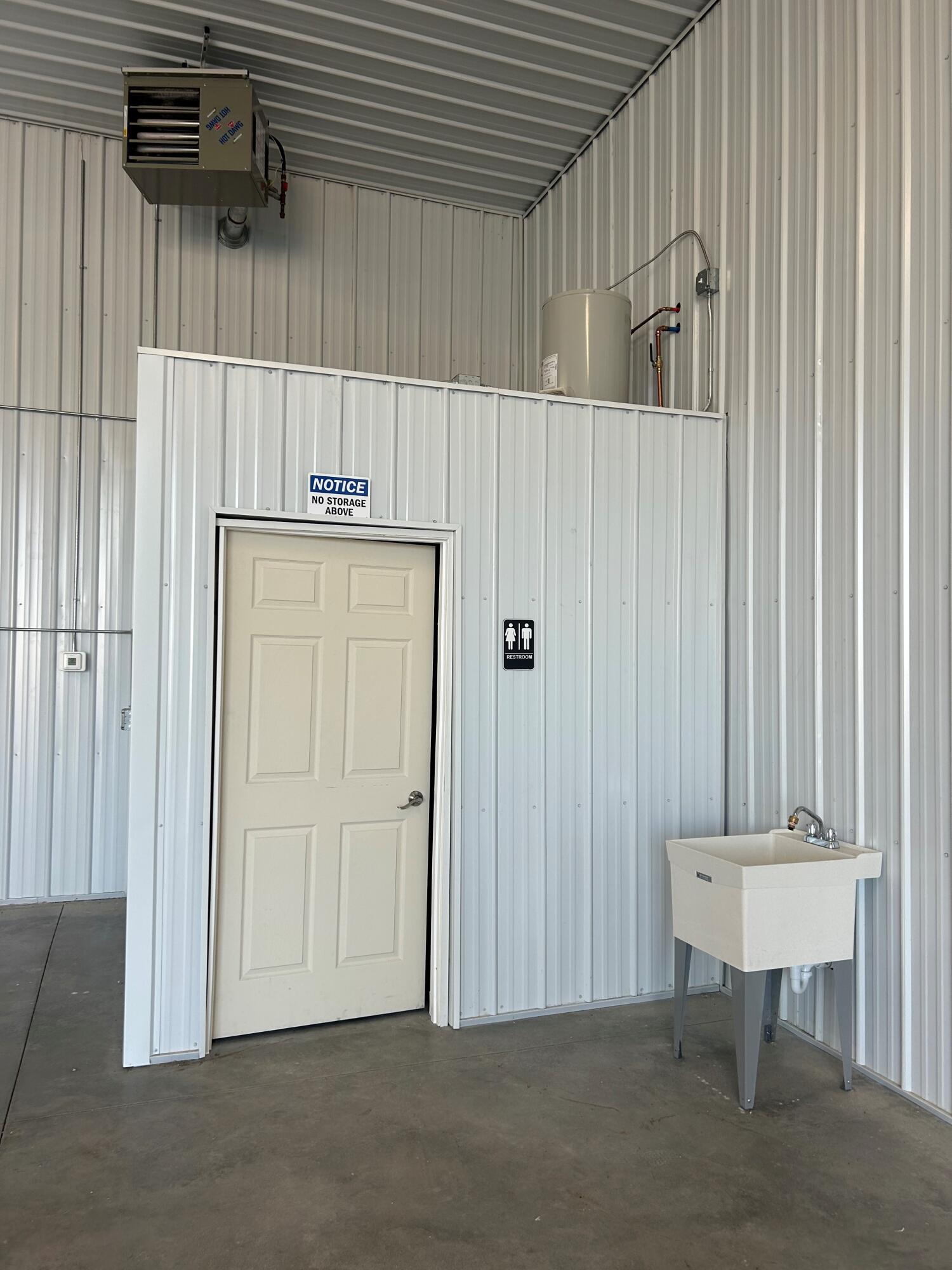 121 Gold Court Property Photo 5