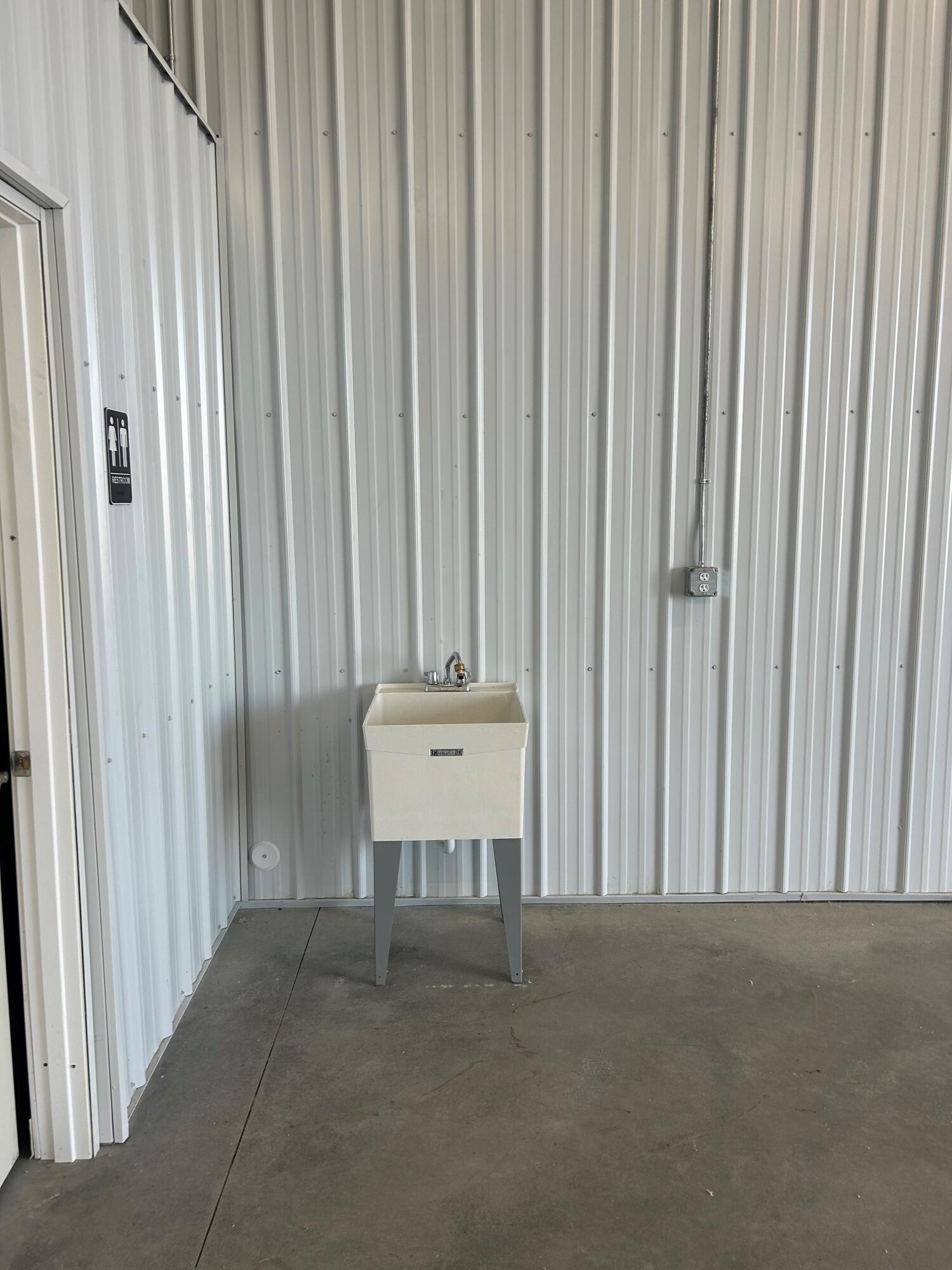 121 Gold Court Property Photo 8