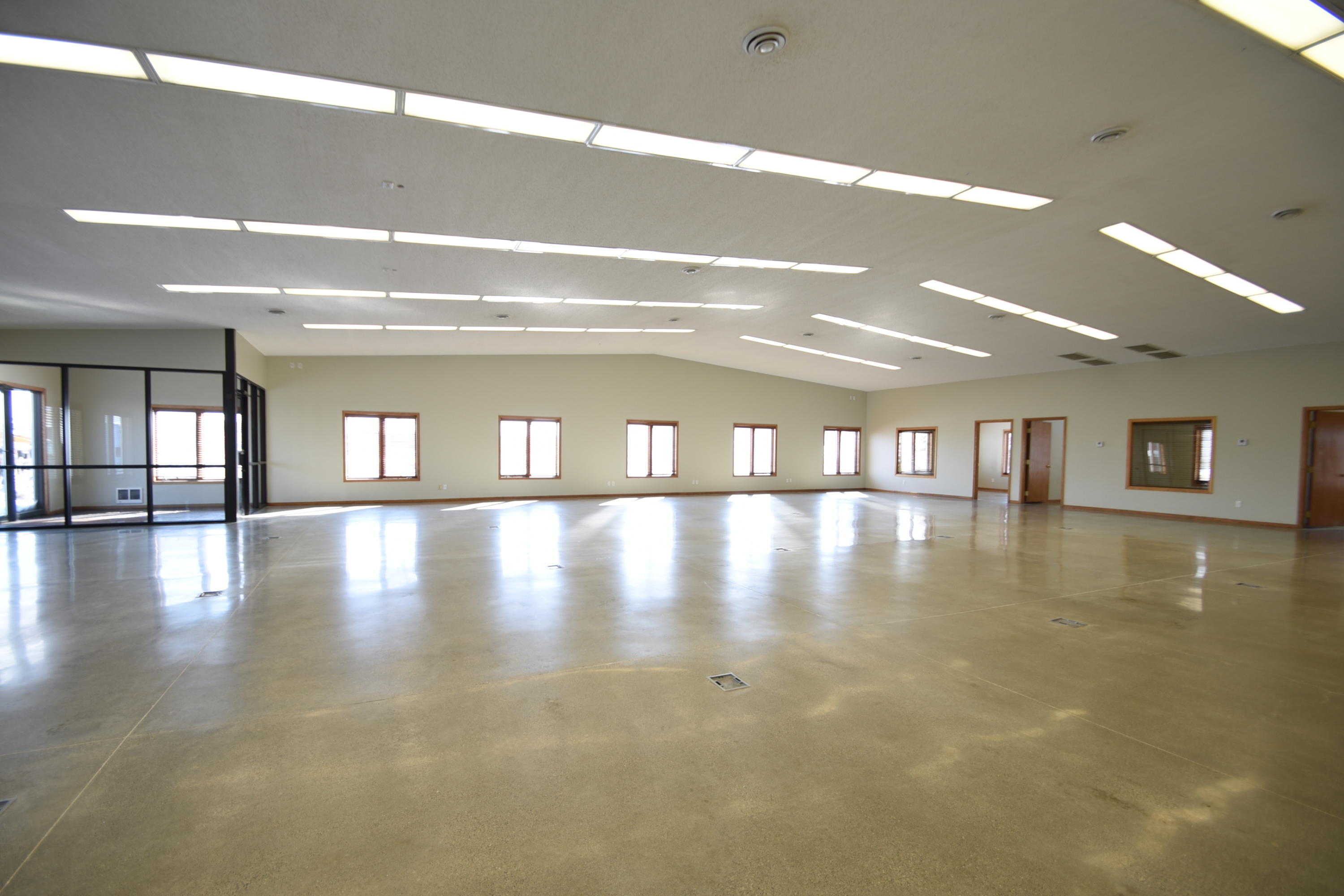 3911 37th Avenue S Property Photo 6