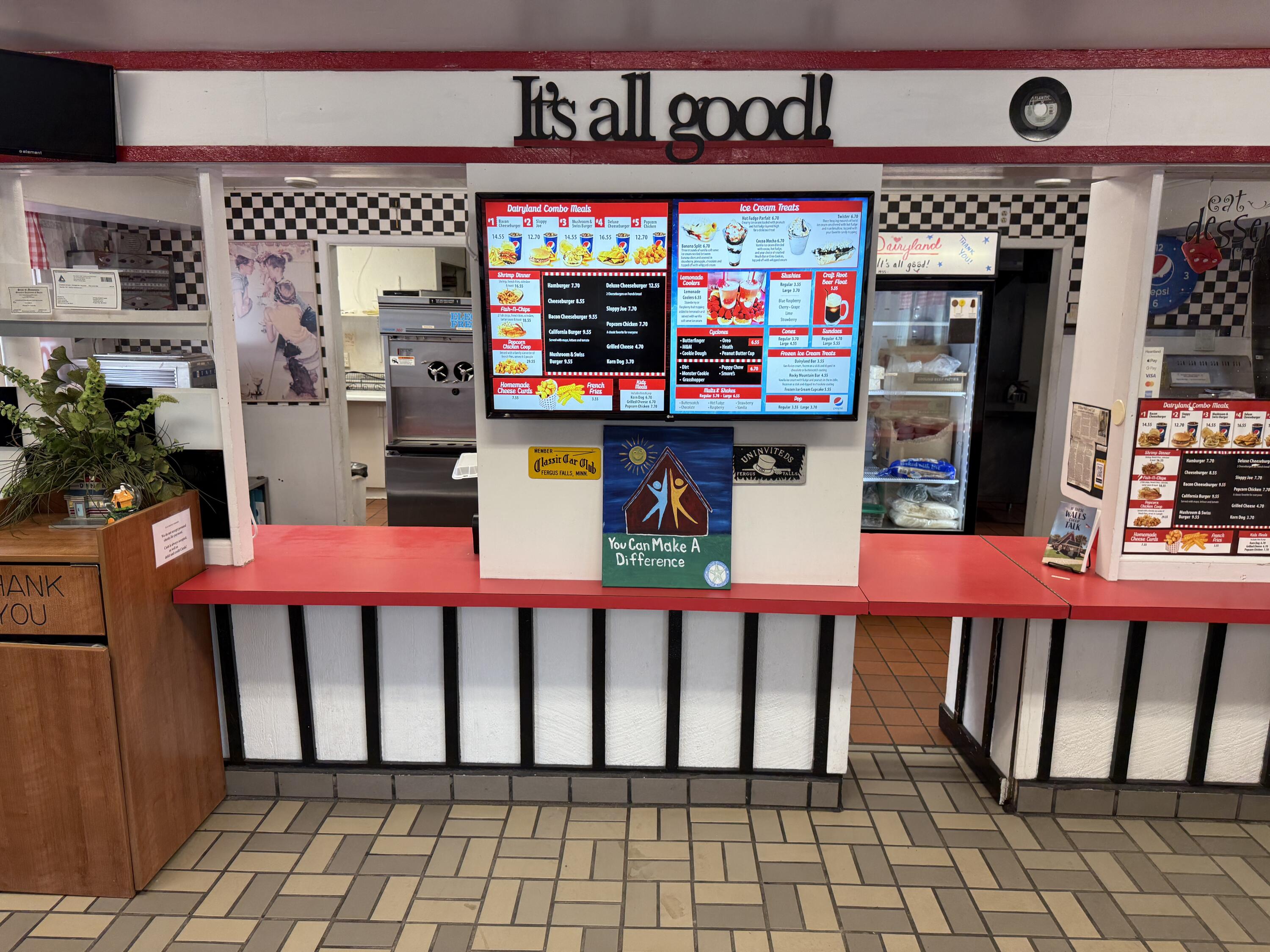 1220 Union Avenue Property Photo 5