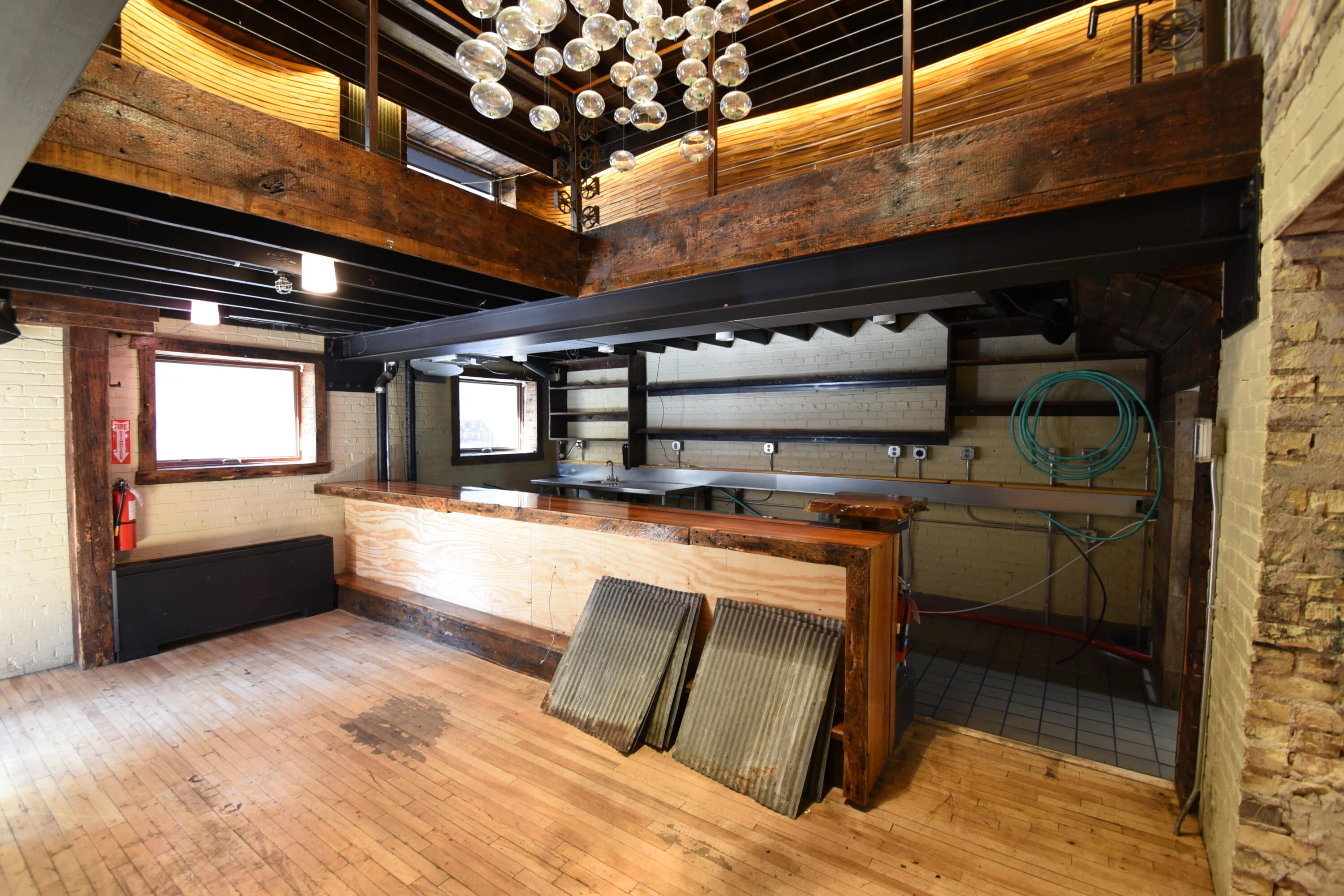 212 Broadway N Property Photo 5