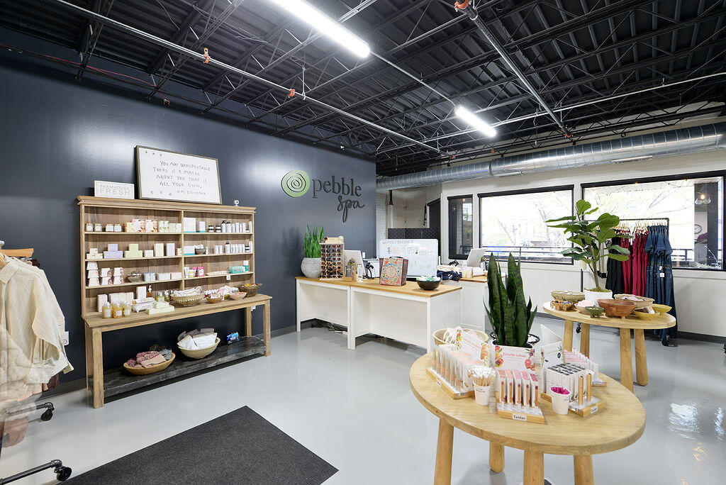 222 Broadway N Property Photo 3