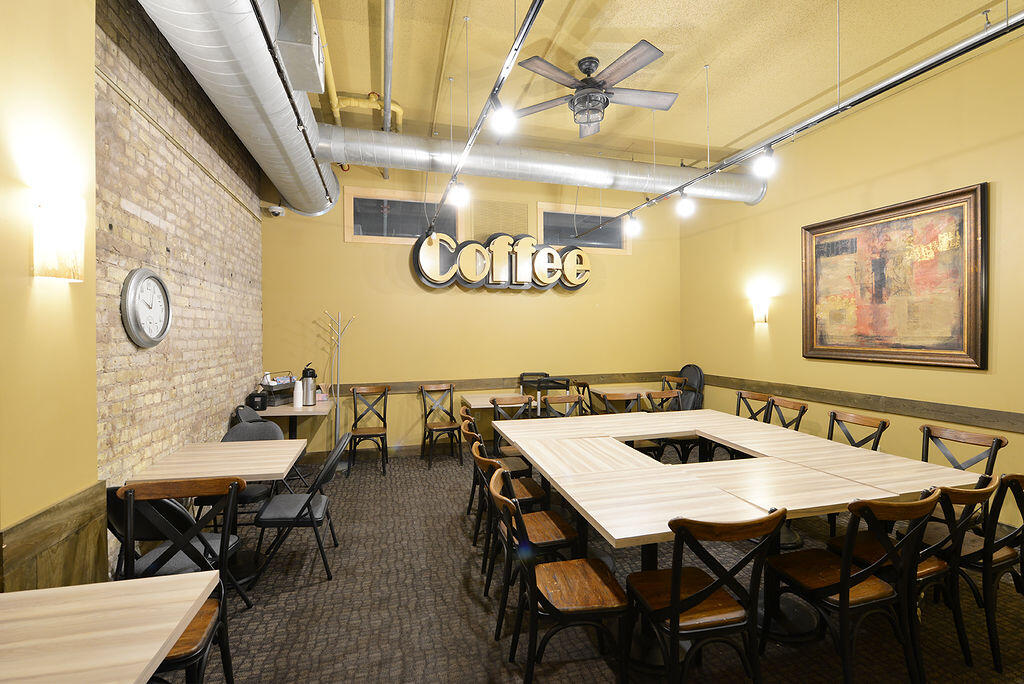 222 Broadway N Property Photo 9