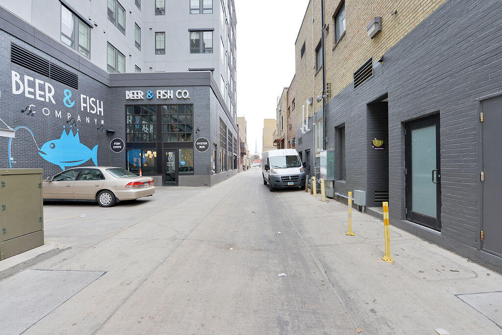 222 Broadway N Property Photo 12