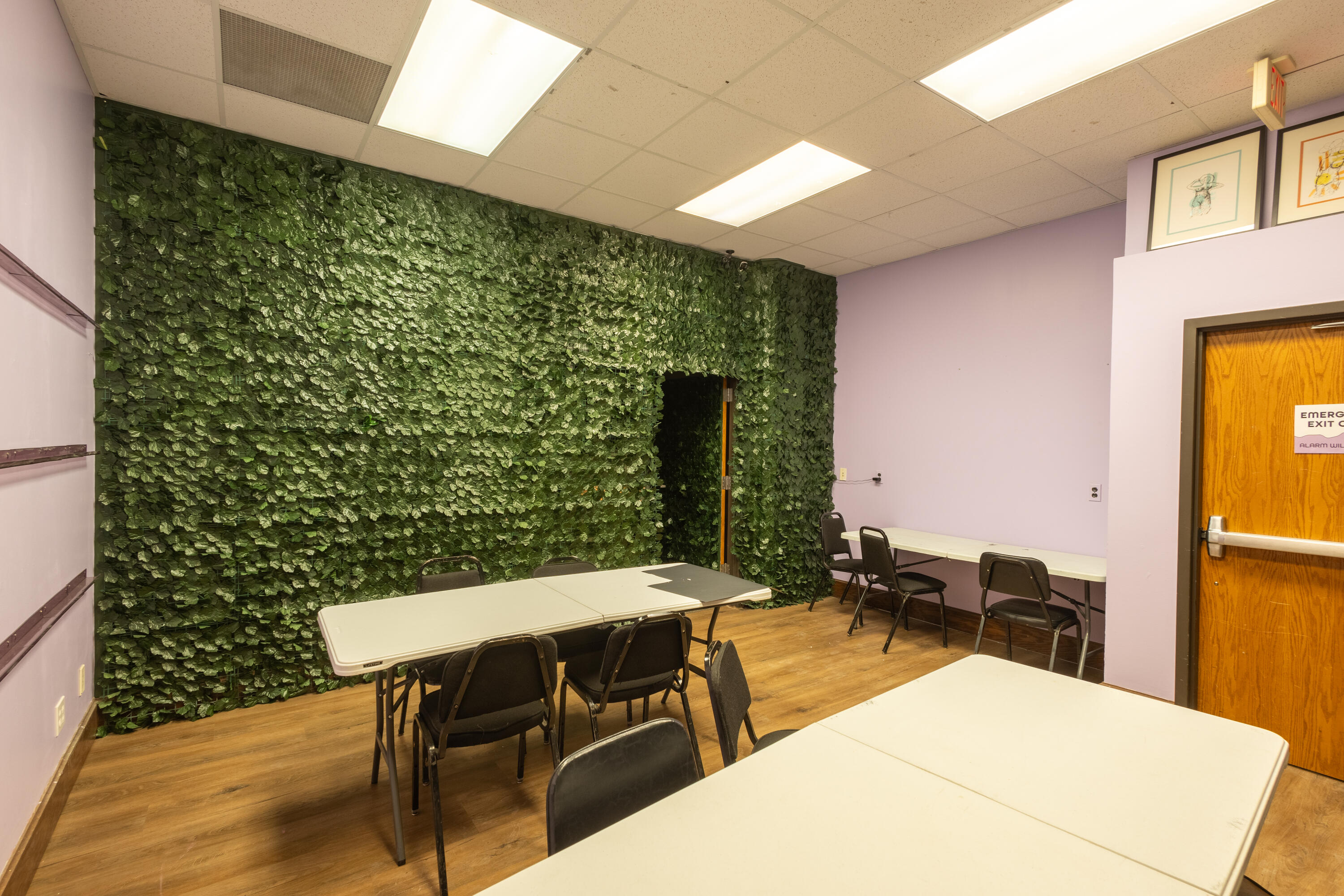 408 Broadway N Property Photo 11