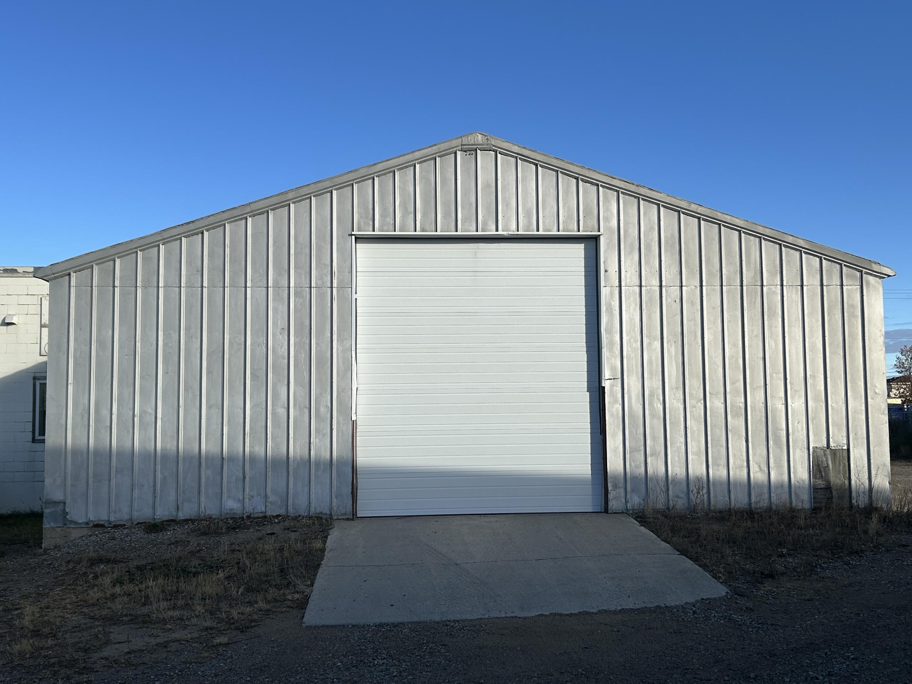 2714 C Main Avenue Property Photo 1