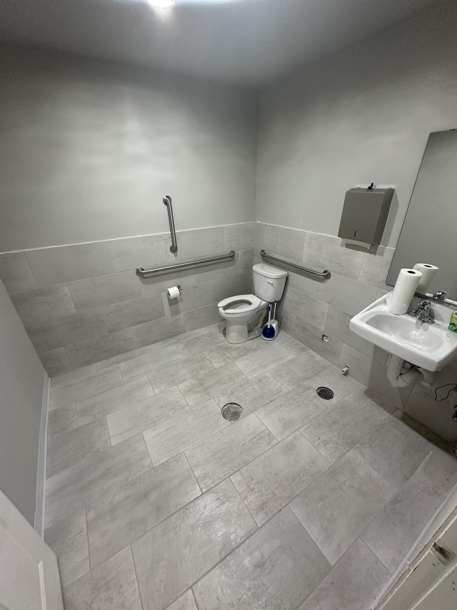 9775 Industrial Drive Property Photo 5