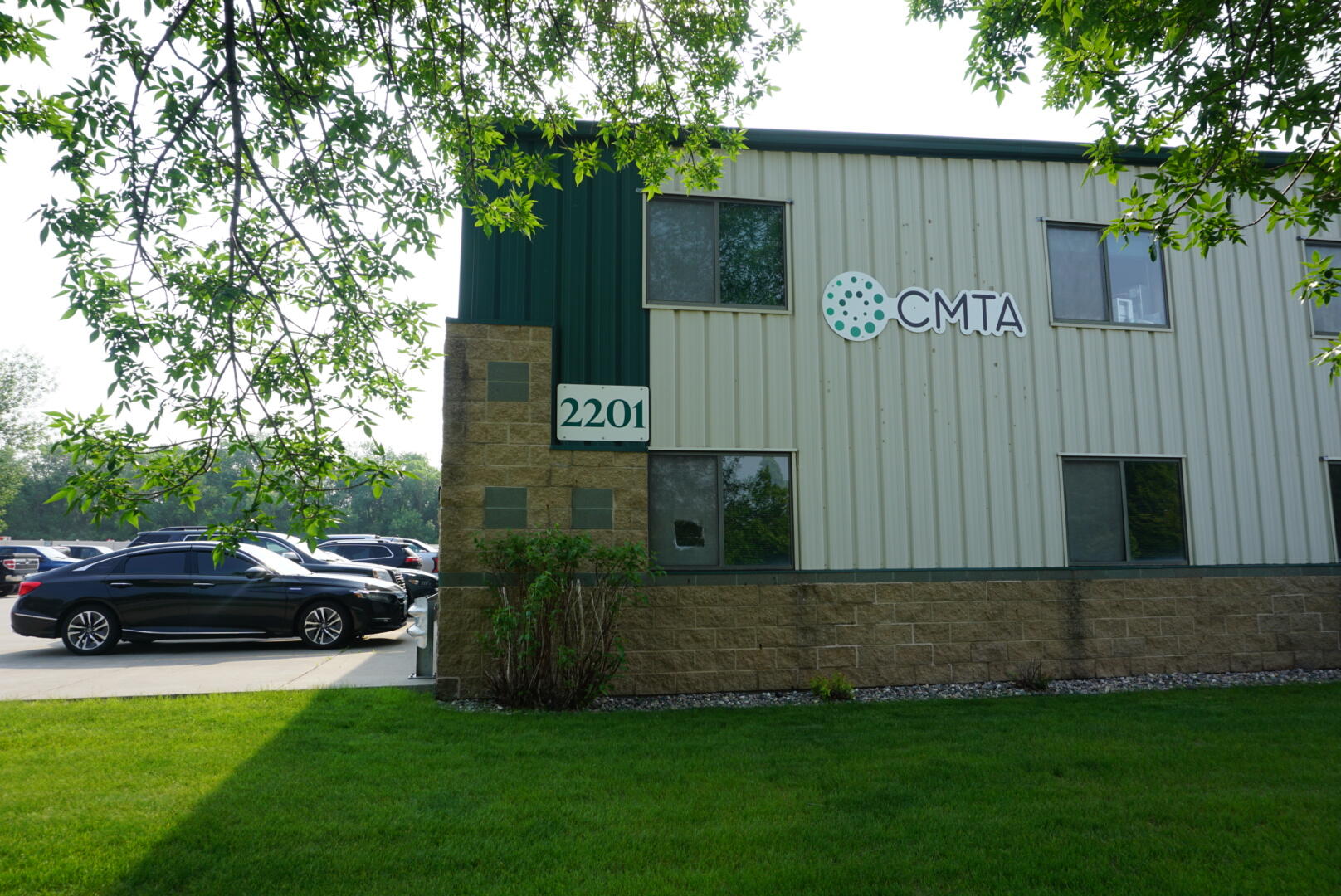 2201 N 12th Street N Property Photo 5