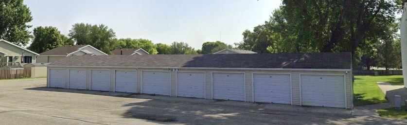 1676 9th Street N Property Photo 5