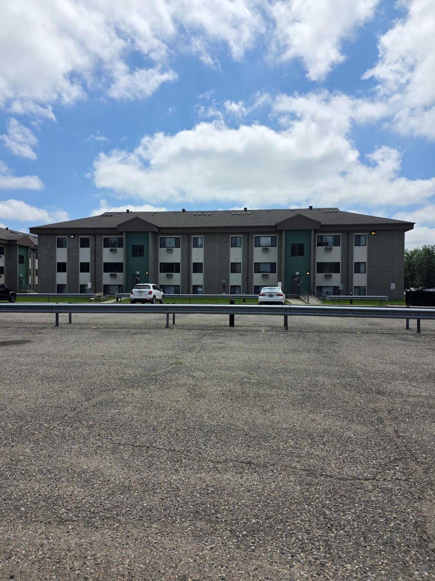 1627 7th Street N Property Photo 5