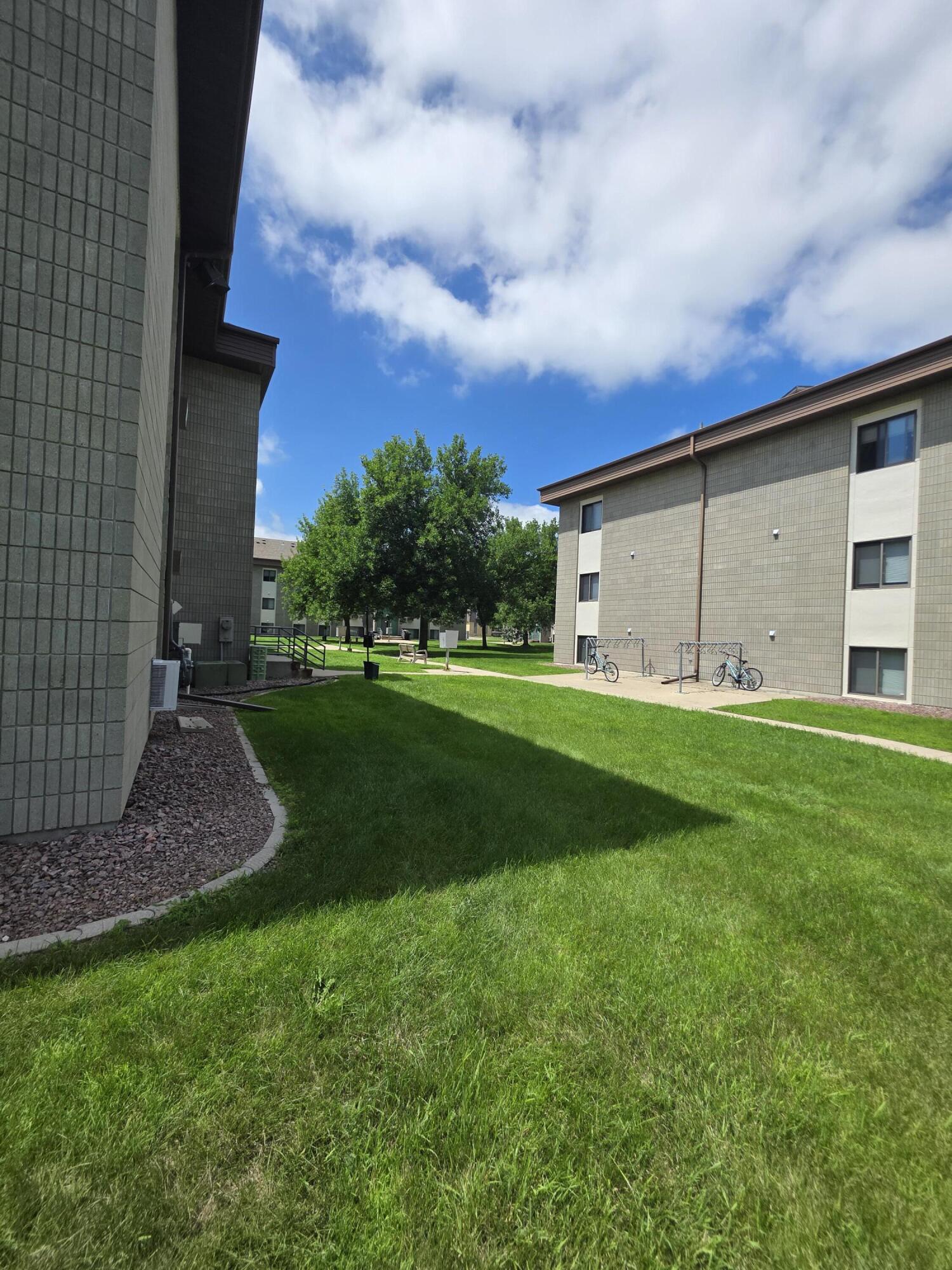 1627 7th Street N Property Photo 10