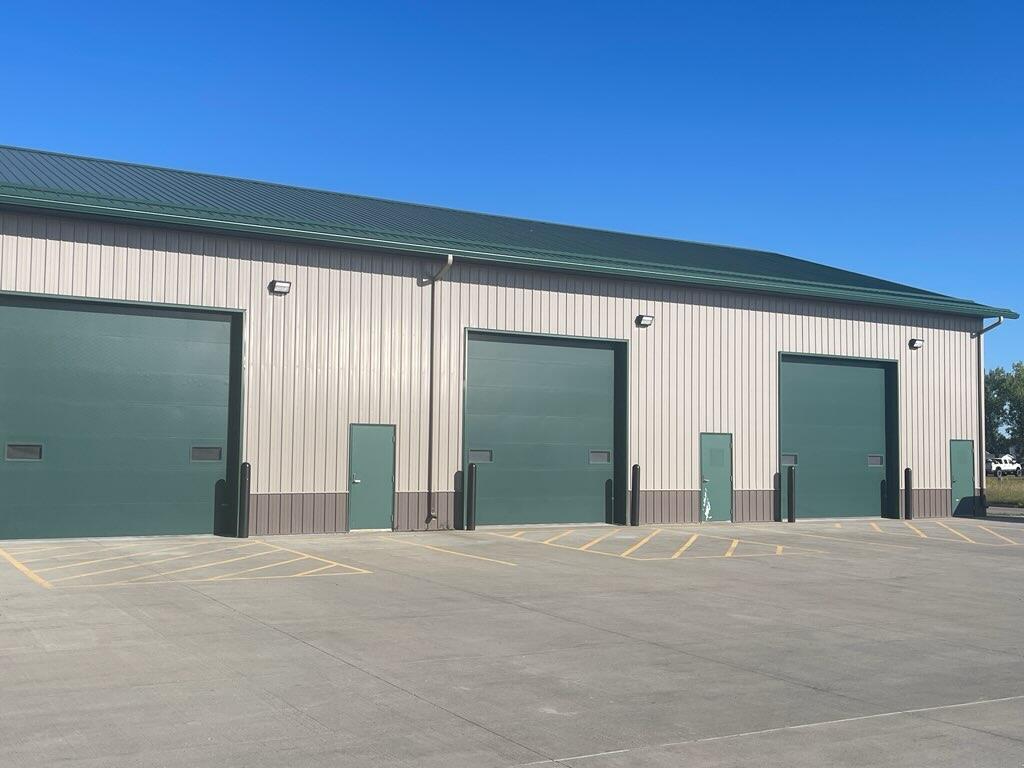 2740 4th Avenue NW Property Photo 1