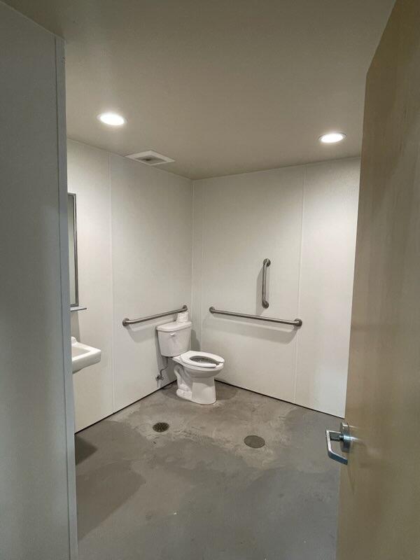 2740 4th Avenue Nw Property Photo 9