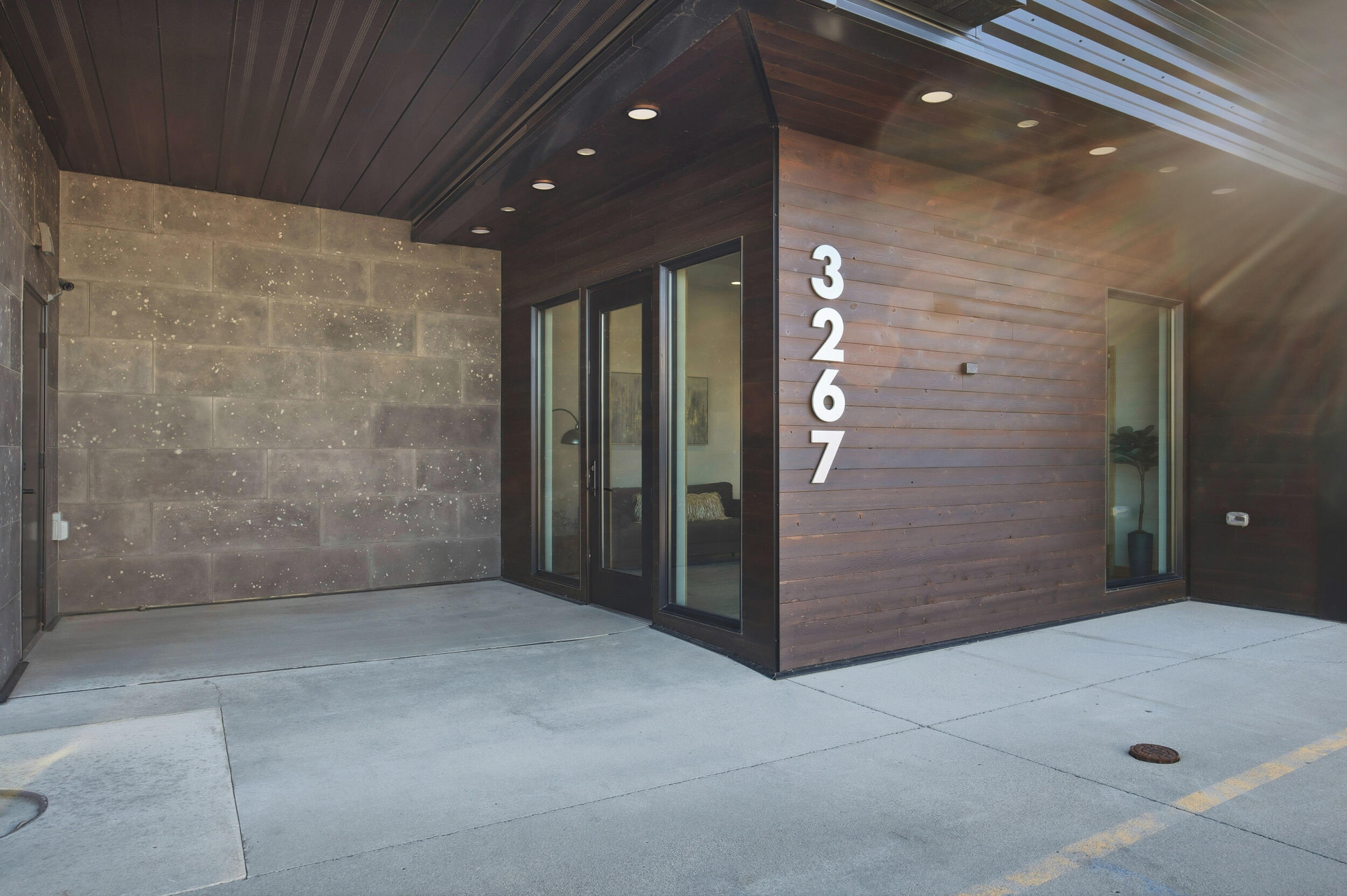 3267 Oak Ridge Loop E Property Photo 3