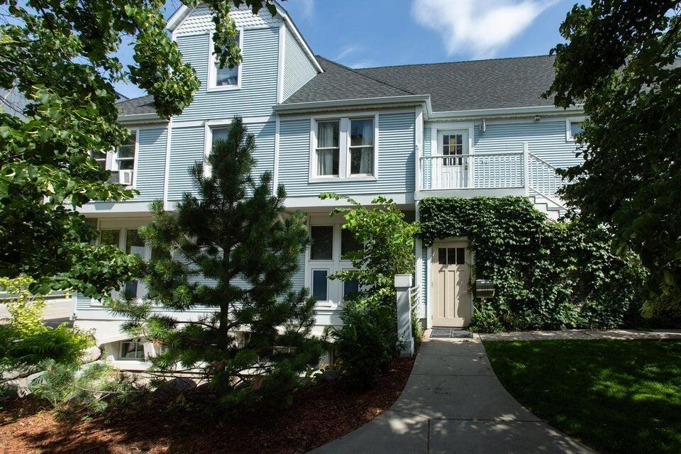 304 10th Street N Property Photo 2