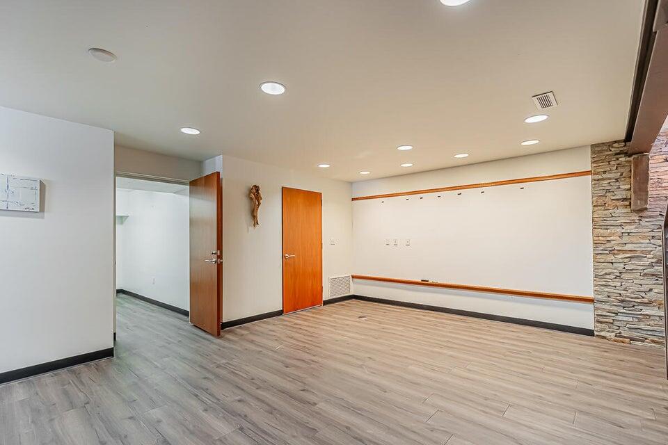 304 10th Street N Property Photo 4