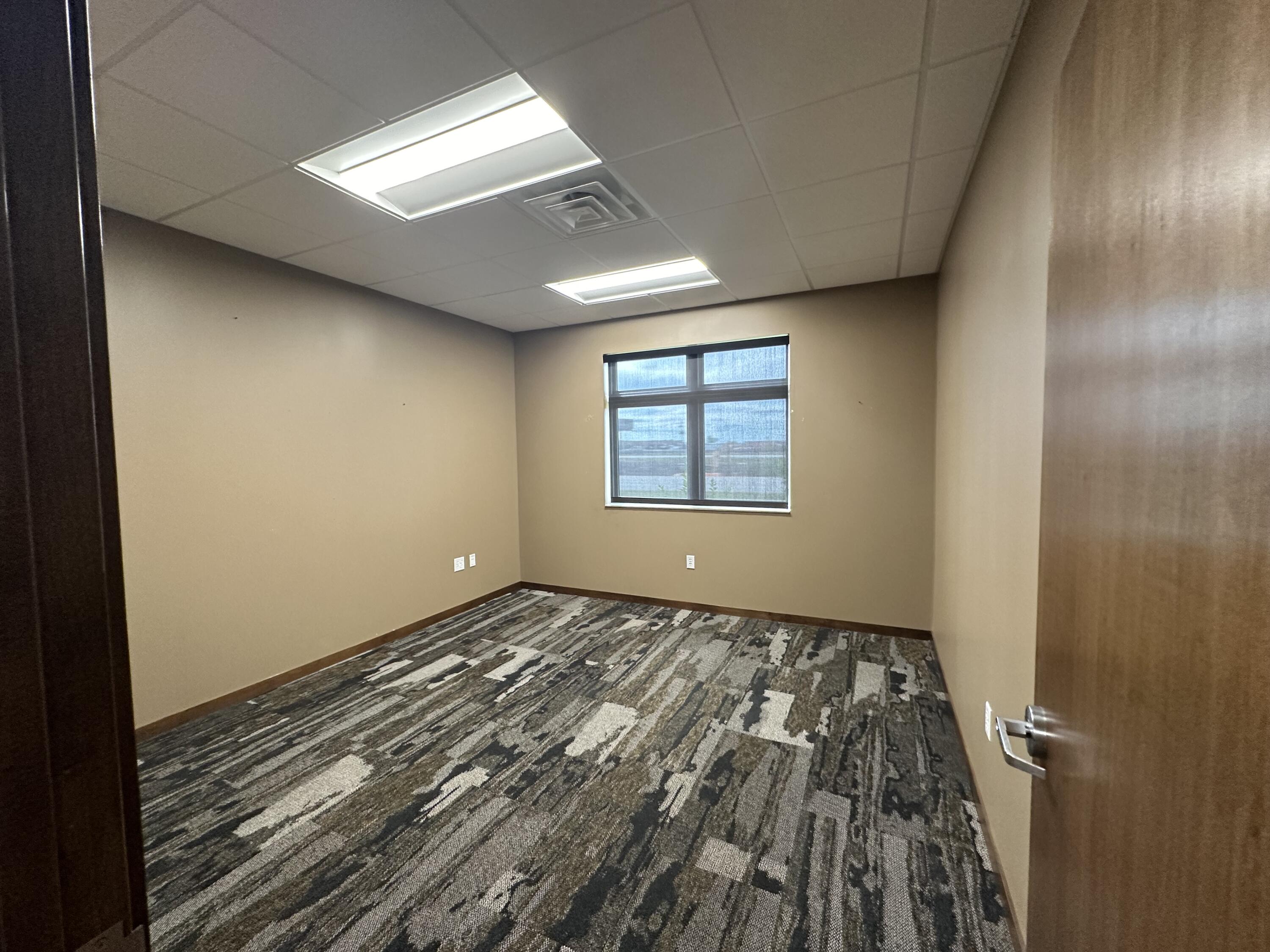 3550 38 Avenue S Property Photo 2